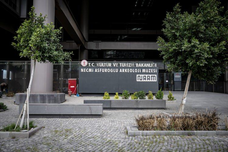<p><strong>Ziyarete açılmadan önce mozaik ve duvarlar özel bir harçla sağlamlaştırılmış</strong></p>

<p>Ersoy, Necmi Asfuroğlu Arkeoloji Müzesi'nin, en eski ve önemli kentlerden Antioch (Antakya) Antik Kenti'nin yerleşim sahası üzerine kurulduğunu dile getirdi.</p>
