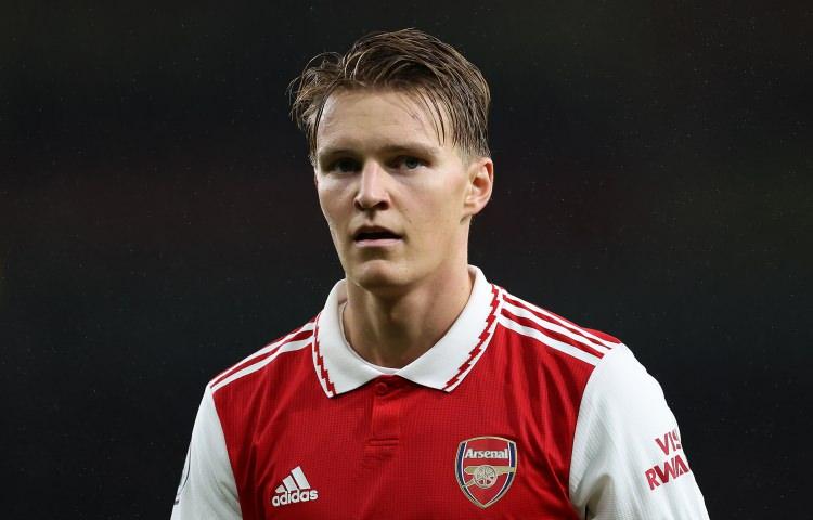 <p>23- Martin Odegaard / On Numara<br />
<br />
* Arsenal<br />
<br />
* 80 Milyon Euro</p>