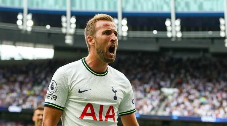 <p>13- Harry Kane / Forvet<br />
<br />
* Tottenham<br />
<br />
* 90 Milyon Euro</p>
