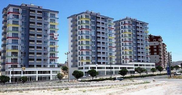 <p><span style="color:#0000FF"><strong>KENTE GELEN DEPREMZEDELER VE MARMARA'DAKİ DEPREM RİSKİ NEDENİYLE EDİRNE'DE KİRALARI UÇTU</strong></span></p>