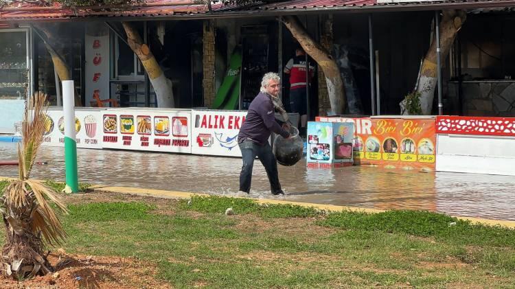 <p>Biz de şu anda sahadayız, takip edeceğiz."</p>
