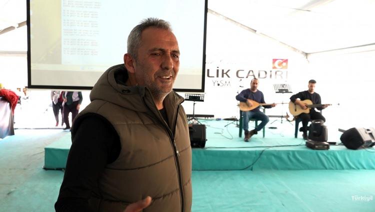 <p><span style="color:#000080"><strong>İlk etkinlik çadırını Kahramanmaraş'a kurduklarını belirten Bingöl, </strong></span><span style="color:#800000"><strong>"Depremzede çocuklarımızla vakit geçirip onların yaşadıkları travmayı atlatabilmeleri için sanatın ve müziğin gücünü kullanıyoruz. Bir çadır da İskenderun'a kurduk. Burada da çocuklarımızla zaman geçiriyoruz. Her iki çadırımızda da çizgi film ve kukla gösterileri yer alıyor."</strong></span><span style="color:#000080"><strong> dedi.</strong></span></p>