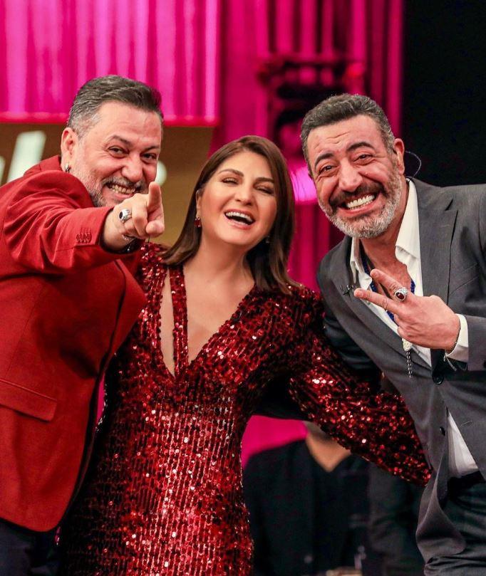 <p><span style="color:#800000"><strong>SAĞLIK DURUMU NASIL?</strong></span></p>

<p><strong>Sağlık durumu merak edilen &uuml;nl&uuml; m&uuml;zisyenin 1 hafta boyunca doktor kontrol&uuml;nde kalacağı &ouml;ğrenildi.&nbsp;</strong></p>
