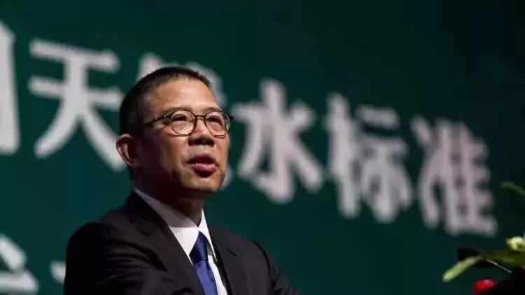 <p>15- Zhong Shanshan<br />
<br />
68 milyar dolar</p>