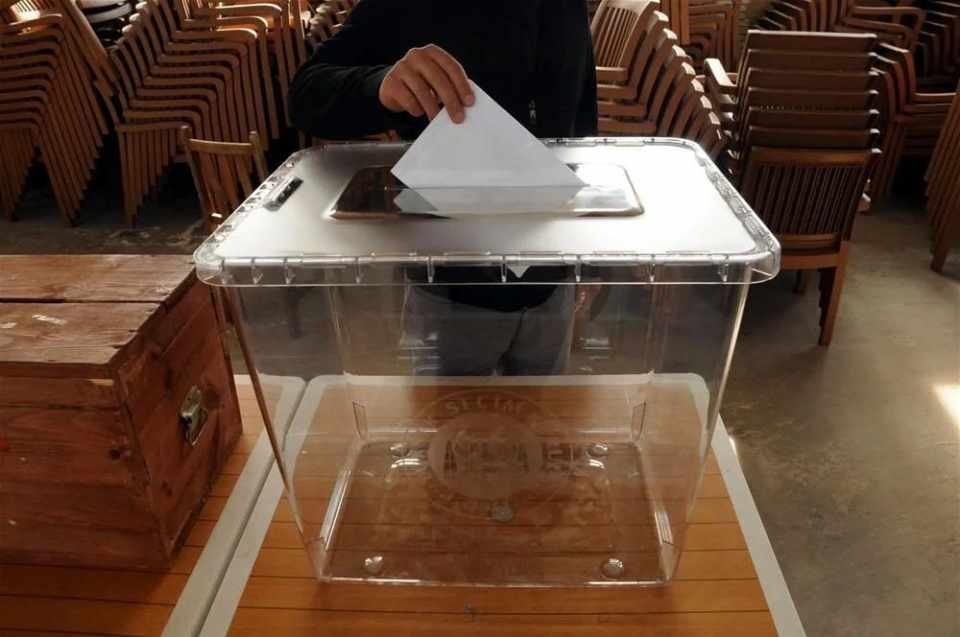 <p><strong>KIRKLARELİ</strong><br />
<br />
1- VECDİ GÜNDOĞDU</p>
<p>2- FAHRİ ÖZKAN</p>
<p>3- HATİCE GÜL BİNGÖL</p>