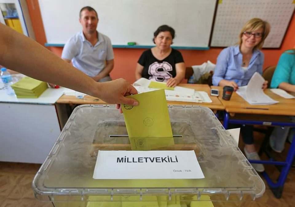 <p><strong>SİNOP</strong><br />
<br />
1- BARIŞ KARADENİZ</p>

<p>2- ŞEVKET TERKAN</p>
