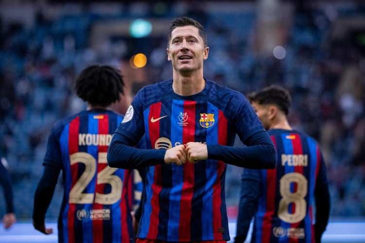 <p>9- Barcelona / La Liga<br />
<br />
<strong>Kadro Değeri: </strong>767.00 mil. €</p>
