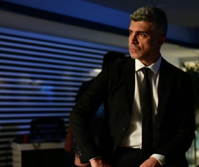 <p><strong>Ancak hesabıma 2 Mart g&uuml;n&uuml; &Ouml;zcan Deniz adına yine 31 bin 500 olarak yine para geldi. Zaten benim Deniz'e iade ettiğim kısmı vergi harici kısımdı. Kendisi kira konusunda yine bildiğini okudu. Bende olay g&uuml;n&uuml; villaya giderek g&ouml;revliye &Ouml;zcan Deniz'i &ccedil;ağırmasını s&ouml;yledim' dedi.</strong></p>

<p>&nbsp;</p>
