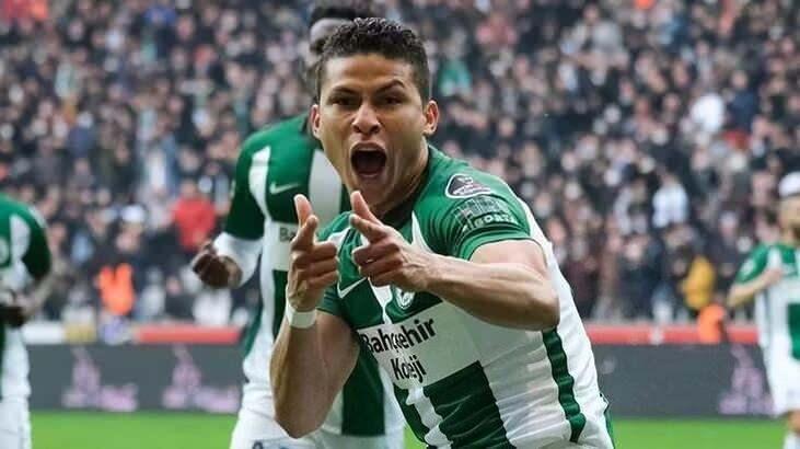 <p>* Alexis Perez / Giresunspor<br />
<br />
* 29 yaşında<br />
<br />
* Defans</p>