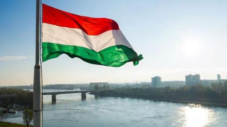 <p><strong>MACARİSTAN</strong></p>