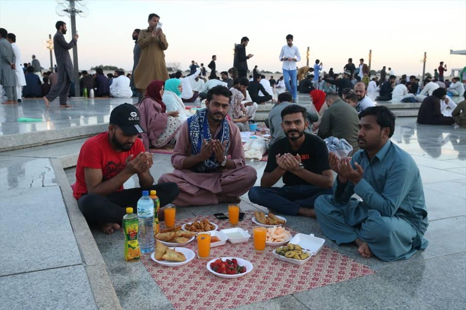 <p>Pakistan</p>
