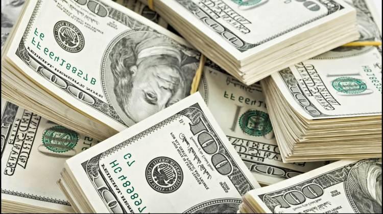 <p>Toplamda, finans ve yatırım milyarderleri, 2022'de yüzde 15 olan listenin yüzde 14'ünü oluşturuyor. En zengin kişi, tahmini 106 milyar dolar servetiyle dünyanın en zengin beşinci kişisi olan yatırım efsanesi Warren Buffett olmaya devam ediyor.</p>