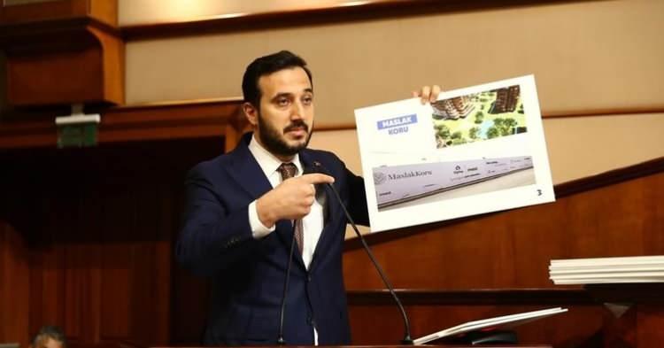 <p><strong>Buradan CHP’li İBB yönetimine sesleniyorum. 94’te sizleri nasıl İSKİ skandallarıyla gönderdiysek, 2024’te de İETT skandallarıyla İETT otobüsleriyle sizleri göndereceğiz.” </strong>dedi.</p>
