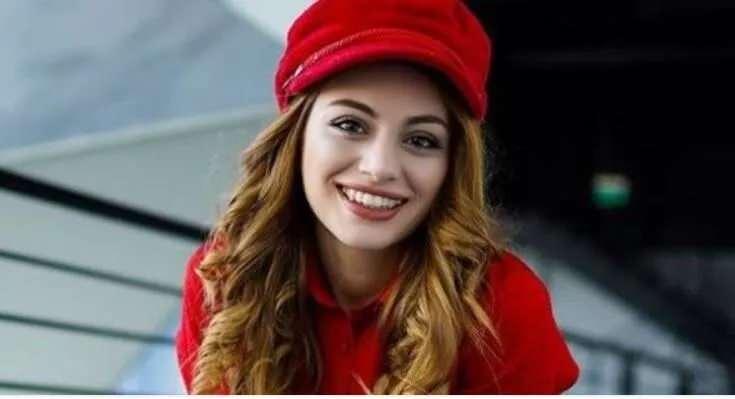 <p>Oyuncu Cansın Yılmaz Yaşar’ı Ankara 3’üncü Bölge 12’nci sıradan AK Parti'nin adayı oldu.</p>
<p> </p>