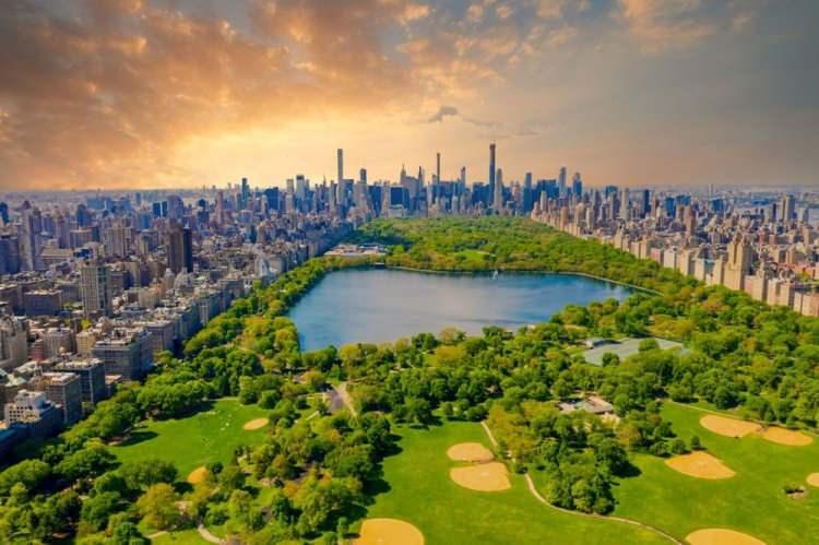 <p><span style="color:#B22222"><strong>1. NEW YORK, ABD</strong></span></p>

<p><strong>616.8 milyar dolar</strong></p>
