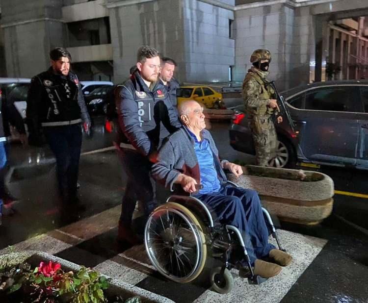 <p>Uzun s&uuml;ren fiziki takiplerin ardından d&uuml;n villaya operasyon d&uuml;zenlendi. &Ccedil;etinkaya burada g&ouml;zaltına alındı.&nbsp;</p>
