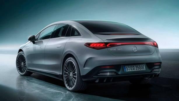 <p>Mercedes-Benz EQE 350 4MATIC AMG: 3.504.500 TL</p>
<p> </p>