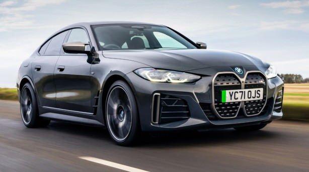 <p>BMW i4 eDrive40 M Spor: 3.050.400 TL</p>

<p> </p>
