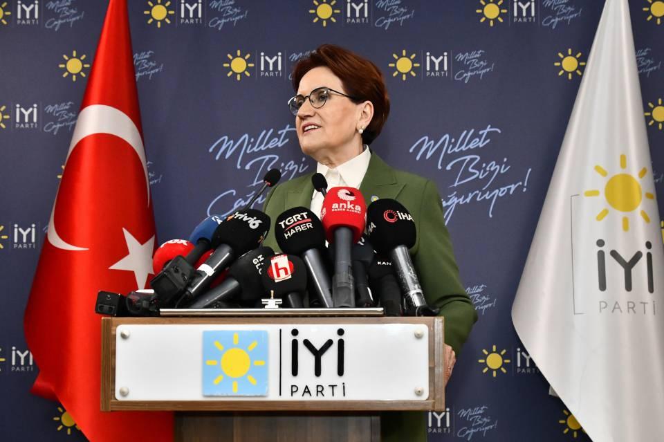 <p>İYİ Parti Genel Başkanı Meral Akşener, Ramazan Bayramı'nın ilk günü Malatya'daki "Bayram Sofrası" programında depremzedelerle bir araya gelecek.</p>

<p>Aynı gün Hatay'da depremzedelerle buluşacak Akşener'in, bayramın ikinci ve üçüncü günleri ise Ankara Büyükşehir Belediye Başkanı Mansur Yavaş ile Kırıkkale, Yozgat, Konya ve Karaman'ı ziyaret etmesi öngörülüyor.</p>
