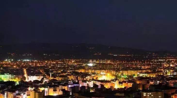 <p><strong>AYDIN</strong></p>

<p>Erkek: 75.7</p>

<p>Kadın: 81.8</p>

<p>Genel Ortalama: 78.7</p>
