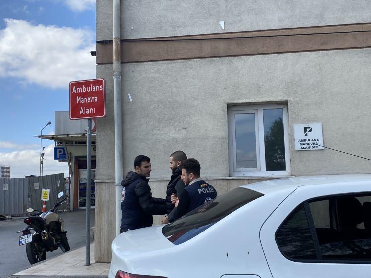 <p>Şirket işlem hacminin zamanla artmaya başladığını ve bu nedenle ekibini genişlettiğini anlatan Özer, "Şirkete yazılımcı, sosyal medya uzmanı, müşteri destek elemanı, insan kaynakları elemanı gibi faaliyet gösteren kişileri aldım.<br />
<br />
<br />
Kurmuş olduğum Thodex firması işlem hacmi olarak Türkiye'nin ilk 3 kripto para borsasında yer almıştı. Faaliyetlerine kurumsal bir firma olarak devam etmekteydi." dedi.</p>
<p> </p>
