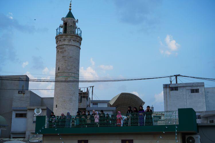<p>Al-Basha Camisi'nde bayram namazı</p>