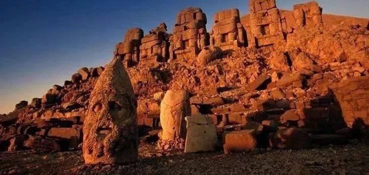 <p><strong>ADIYAMAN</strong></p>

<p>Erkek:  76.6</p>

<p>Kadın:  82.5</p>

<p>Genel Ortalama: 79.5</p>
