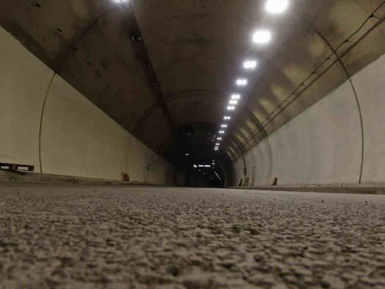 <p>Karaismailoğlu, Trabzon'da yapılacak 43 kilometrelik Güney Çevre Yolu'nun da 1 Mayıs İşçi Bayramı'nda törenle temelini atacaklarını hatırlattı.</p>