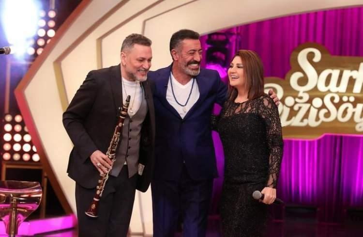 <p><span style="color:#B22222"><strong>HASTALIĞIYLA İLGİLİ A&Ccedil;IKLAMA!</strong></span></p>

<p><strong>Hastalığı boyunca kendisine destek olan herkese teşekk&uuml;r eden &uuml;nl&uuml; sanat&ccedil;ı <span style="color:#B22222">yaşadığı s&uuml;re&ccedil;le ilgili olarak &lsquo;&rsquo;Hayatın &ouml;nce sağlıktan ibaret olduğunu insan yaşayınca ger&ccedil;ekten anlıyor&hellip;&rsquo;&rsquo;</span> diyerek, duygularını ifade etti.</strong></p>

<p>&nbsp;</p>
