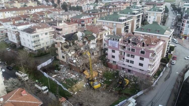 <p><strong>Hisseli tapusu olan başvuru yapabilir mi?</strong></p>
<p> </p>
<p>Yapabilir.</p>