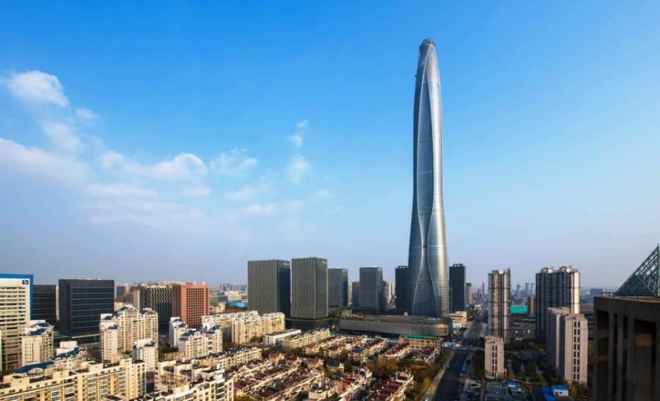<p><strong>8- Tianjin CTF Finance Centre</strong></p>
<p>Çin- Tianjin (2019)</p>
<p>530 metre yüksekliğinde ve 97kat bulunuyor</p>