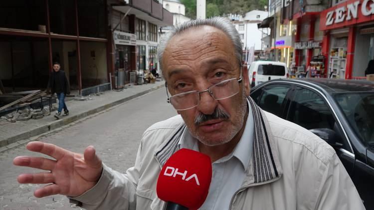 <p>Kentsel dönüşüm önerisinde bulunan Recep Çuman ise, “Binaları herkes kafasına göre yapmış. Çaykara’da bu binayı mühendisin çizdiği plan üzerinde yaptım. Geçen ki depremden burada da sallandık. Kentsel dönüşüm olmalı; bu çok önemlidir. Bu bina benimdir betonarmedir, 29 sene evvel yaptım. Kentsel dönüşüm olursa burayı yaptırırım” dedi.</p>