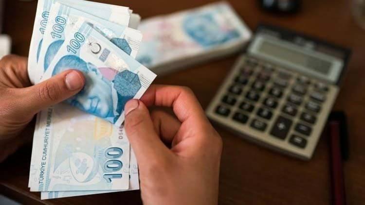 <p>Emekli ve memur zammı üzerinde etkili olan 6 aylık enflasyon rakamları asgari ücret Temmuz zammı üzerinde de etkili olacak.</p>
<p> </p>