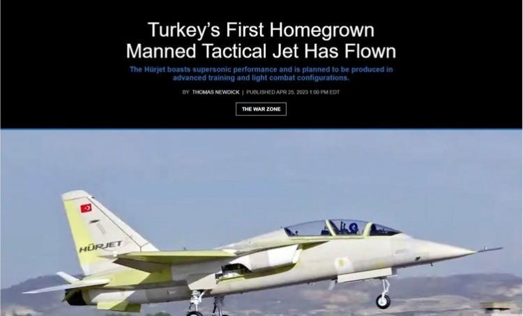 <p>Askeri savunma ve jeopolitik alanda analizlerde bulunan 'The War Zone 'Türkiye'nin ilk yerli insanlı taktik jeti uçtu' başlıklı haberinde Hürjet'in süpersonik performansa sahip olduğu vurgulandı.</p>