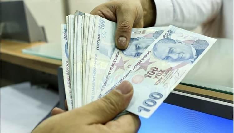 <p> İş Kanunu çalışana sağlık sorunları nedeniyle iş akdini feshetme hakkı veriyor. Uzun süreli tedavi gerektiren sağlık sorunu olanlar kurul raporuyla iş sözleşmesini feshettiklerinde kıdem tazminatı alabiliyor. </p>