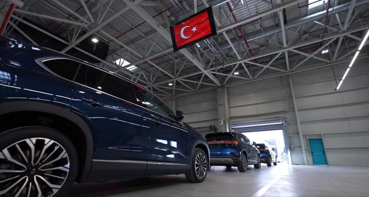 <p><strong>Gemlik rengi akıllı cihazlarımız Bursa, Isparta, İstanbul ve İzmir'e, Oltu ise Kocaeli'ye doğru yola çıktı"</strong> ifadeleri yer aldı. </p>
