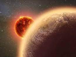 <p>Michigan Üniversitesi'nde NASA için çalışan ve araştırmanın yazarlarından Ryan MacDonald, açıklamasında,</p>

<p> </p>

<p>"Geçişler sırasında gezegenin herhangi bir yıldız lekesinden geçtiğine dair kanıt gözlemlemedik. Ancak bu, yıldızın başka yerlerinde yıldız lekeleri olmadığı anlamına gelmez. Gezegen olası lekelerin önünden geçerken lekelerdeki su da gezegenin atmosferi gibi görünebilecek veriler sağlayabilir." ifadelerini kullandı.</p>
