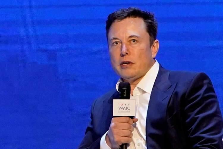 <p>Musk, Twitter'ın ilk yıldan sonra içerik aboneliklerinde yüzde 10'luk bir kesinti yapacağını açıklamış, şirketin ilk 12 ay kesinti yapmayacağını belirtmişti.<br />
<br />
<br />
Bu abonelikler, uzun biçimli metinleri ve saatlerce süren videoları içerecek.</p>
