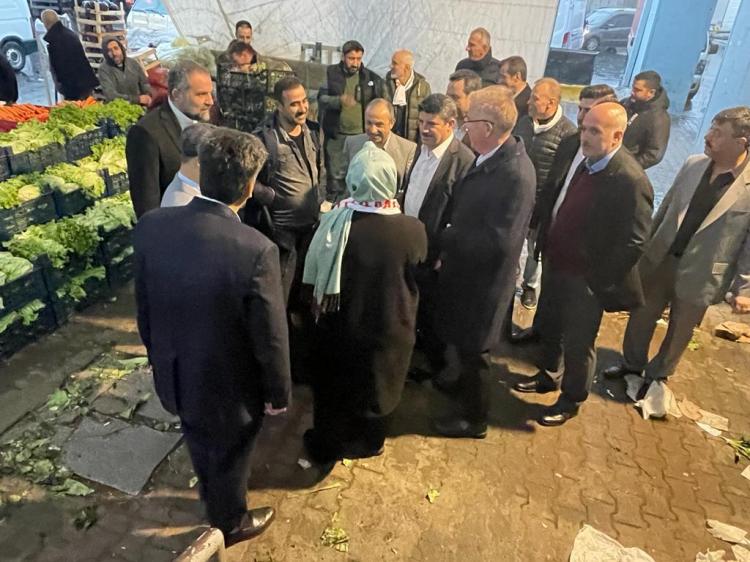 <p>AK Parti Antalya Milletvekili, İstanbul 2.Bölge Milletvekili Adayı Sena Nur Çelik Bayrampaşa İstanbul Sebze ve Meyve Hali’ni ziyaret etti. </p>
