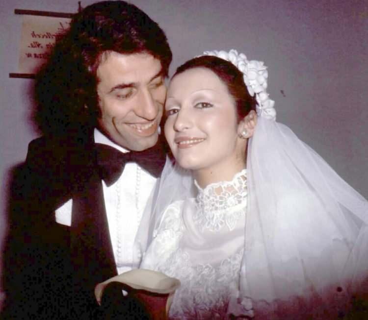<p><span style="color:#000000"><strong>Usta oyuncunun 1975 yılında nikah masasına oturduğu ve 2 çocuğunun annesi Gül Sunal, Kemal Sunal'la evlilik yıldönümlerini unutmadı. </strong></span></p>
