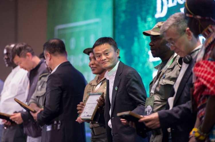 <p>Alibaba kurucusu Ma'nın Çin bankalarının <strong>"rehinci" </strong>zihniyetiyle çalıştığını iddia ettiği bir konuşma sırasında Çinli yetkilileri kızdırmasından iki yıldan fazla bir süre sonra gerçekleşti.</p>