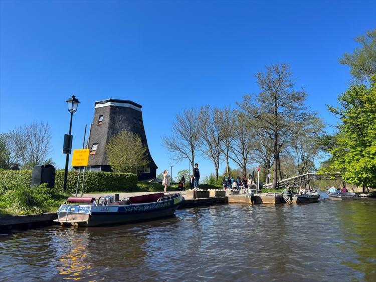 <p>Giethoorn köyü, sekiz yıldır İstanbul'un da bulunduğu "Monopoly Dünya Şehirleri" oyununda yer alıyor.</p>

<p> </p>
