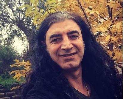 <p><strong>"Deprem bölgesinde insanların yüzünde bir tebessüm ettirmenin bile ne kadar kıymetli olduğunu gördüm. Onları yalnız bırakmamak için uzun süre bölgedeydim. Onların hayatta kalma motivasyonunu görmek bile beni çok mutlu etti. Allah razı olsun demeleri bile her şeye değerdi."</strong></p>