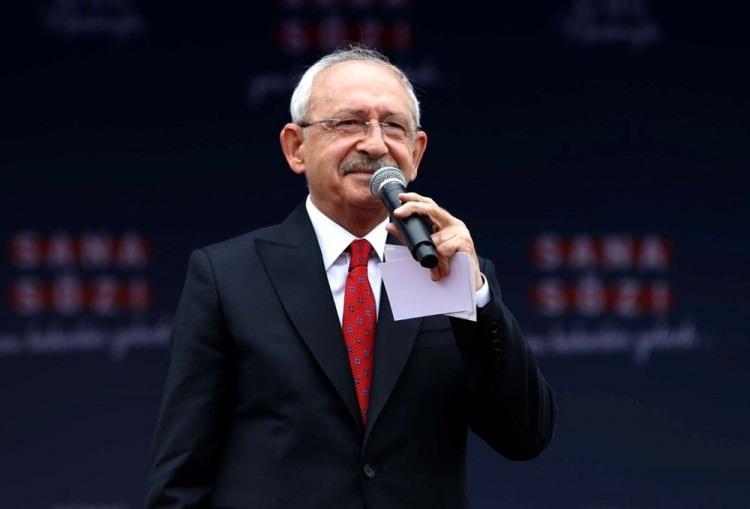 <p>CHP Genel Başkanı ve Millet İttifakı cumhurbaşkanı adayı Kemal Kılıçdaroğlu, Ankara'da Arjantin İlkokulu'nda oy kullanacak.</p>
