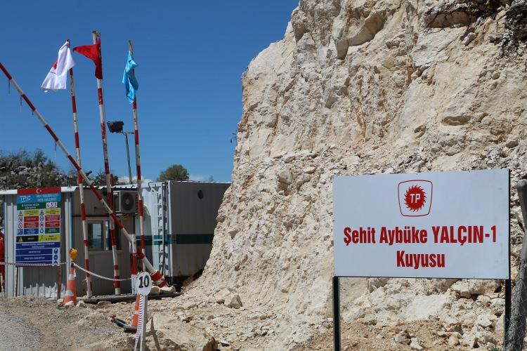 <p><strong>Türkiye'nin bu anlamda da ithal ikame ürünler üretebileceğinin göstergelerinden bir tanesi. Elektrikli araç, nükleer teknoloji, batarya, depolama gibi alanlarda yüksek mühendislik ürünlerini üretmeye başladığınızda tıpkı enerjide olduğu gibi savunma sanayinde de bazı gelişmelere kucak açmış oluyorsunuz. Bu gelişmeler aynı zamanda Türkiye'nin cari açığına da katkı sağlayacak hususlar.</strong></p>

