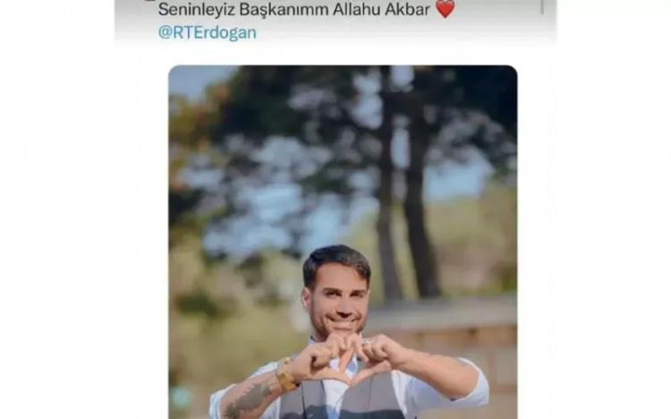 <p>“BENİM CUMHURBAŞKANIM”</p>

<p> </p>

<p> Instagram’da 10.4 milyon takipçisi bulunan Doğuş, Cumhurbaşkanı Recep Tayyip Erdoğan'ın fotoğrafını "Benim Cumhurbaşkanım" notuyla paylaştı. Ünlü şarkıcı, son olarak da eliyle kalp yaptığı fotoğrafına Cumhurbaşkanı Recep Tayyip Erdoğan'ı etiketleyip “Seninleyiz başkanım Allah'u Ekber” ifadelerine yer verdi.</p>
