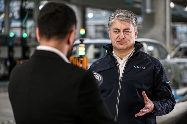 <p>Gürcan Karakaş, Togg'un boyahane birimine ilişkin de açıklamalarda bulundu.</p>
<p> </p>