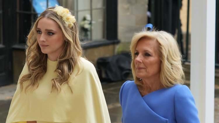 <p><span style="color:#ff3366"><strong>Finnegan Biden, Jill Biden</strong></span></p>