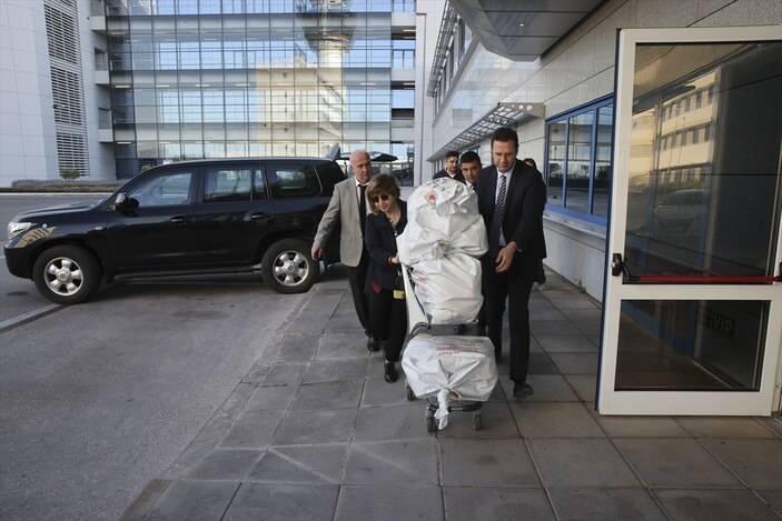 <p><strong>İKINCİ TURDA OY KULLANMA TARİHLERİ</strong></p>
<p>Öte yandan, Cumhurbaşkanı Seçimi'nin ikinci tura kalması halinde 28 Mayıs Pazar günü yapılacak ikinci tur için belirtilen temsilciliklerde 20-24 Mayıs'ta oy kullanılabilecek.</p>