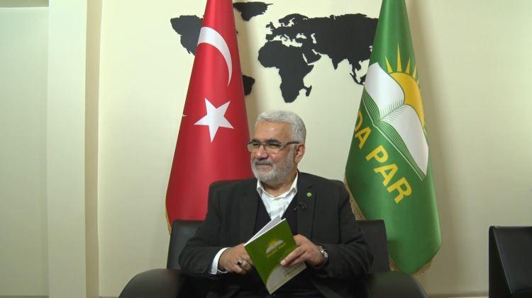 <p>HÜDA PAR Genel Başkanı Zekeriya Yapıcıoğlu, İstanbul Emlak Konut Fuat Sezgin İlkokulu'nda oyunu kullanacak.</p>
